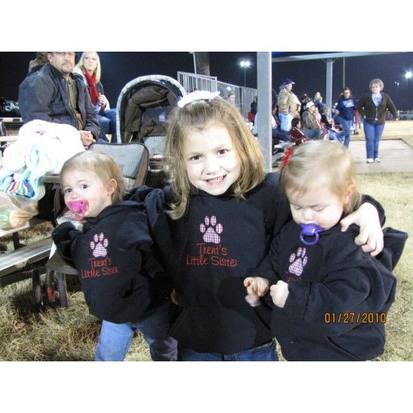 Paw Applique Stitched by Shannon