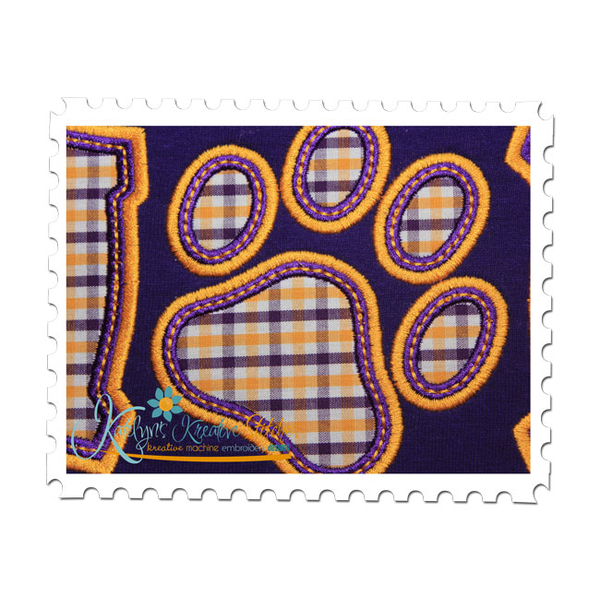 MOM Applique with Paw Close Up